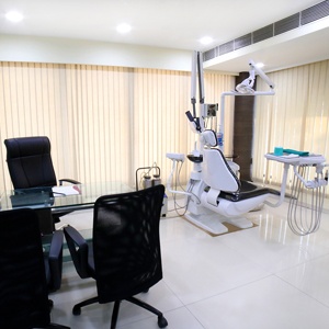 Bhalla Dental Clinic in India, Best Dental Implant Hospital Ahmedabad